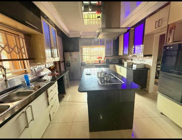 3 BEDROOM HOUSE FOR SALE IN VANDERBIJLPARK CW 6